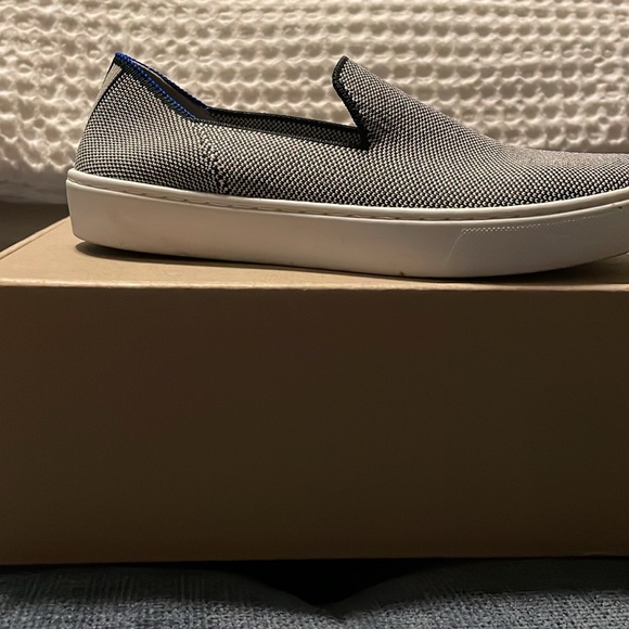 Rothy’s - Picture 3 of 5